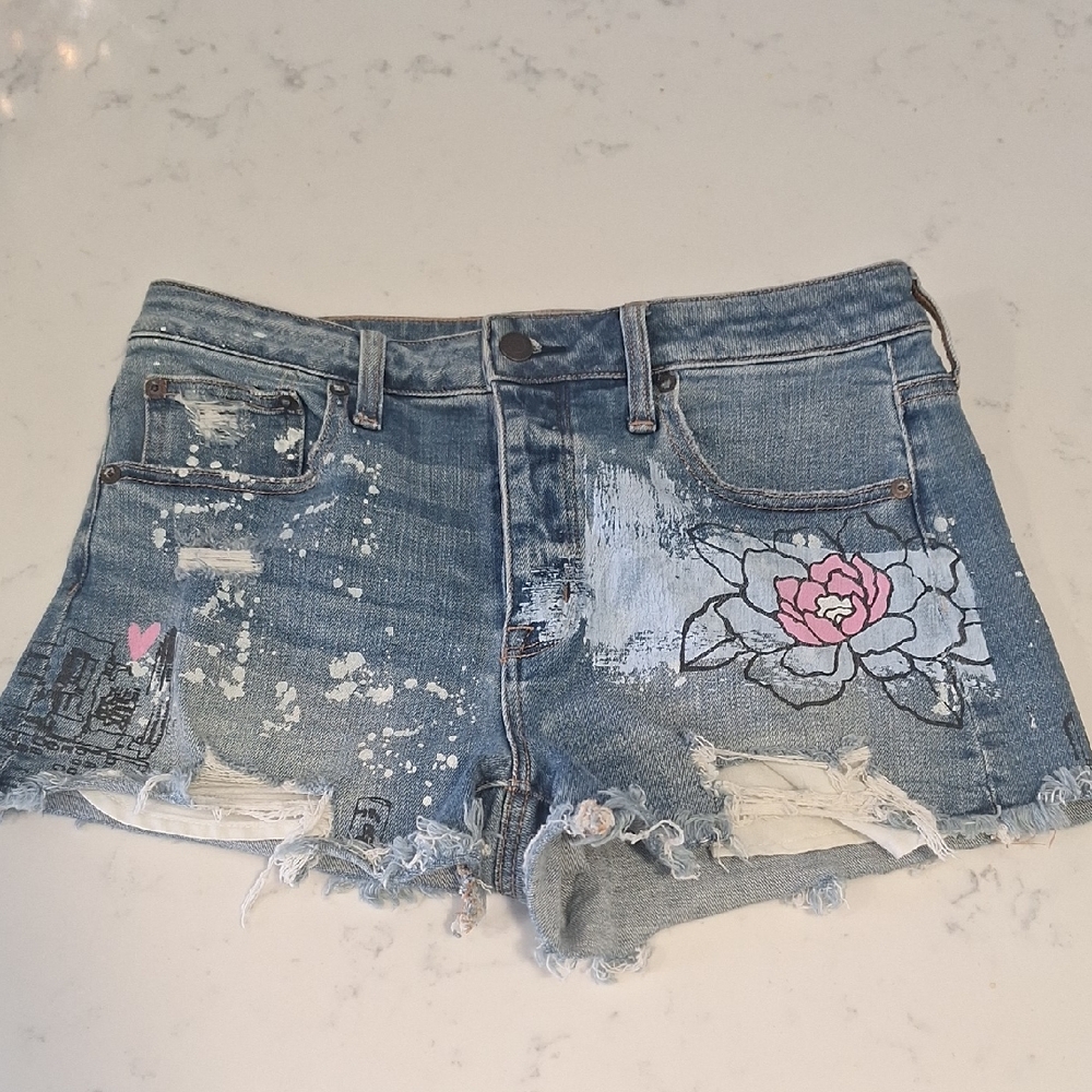 AEVintage Hi Rise festival Women's Denim Shorts with Floral Design size10
